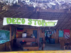 Deco Stop Cafe N Bar