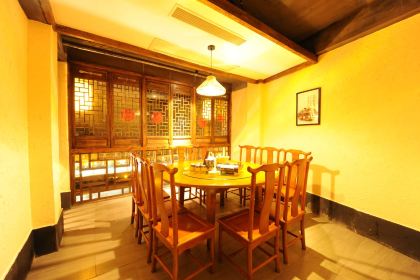 寨子里的钵钵菜(凤凰虹桥店)