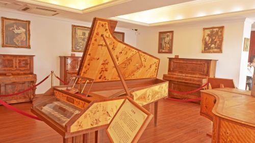 Piano museum