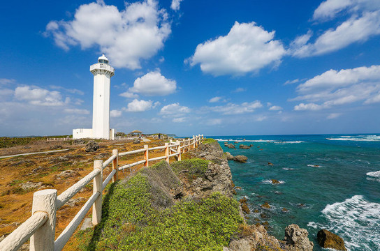 Go to The Okinawa Islands and See The Japan's First Coast| A