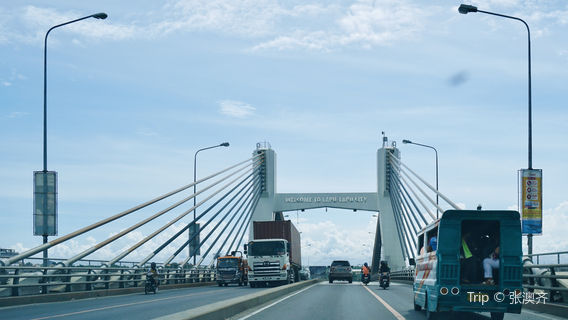 Marcelo Fernan Bridge