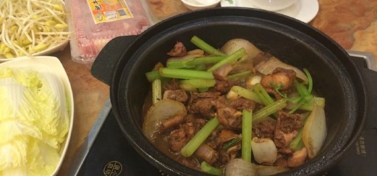 重庆鸡公煲纸上烤鱼(望河路店)