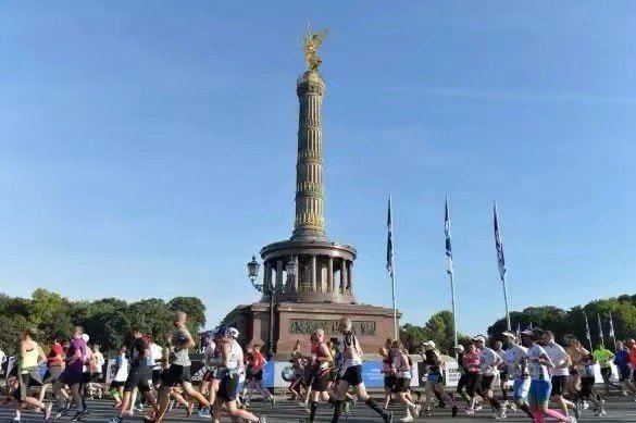 Victory Column (Siegessaule)