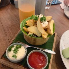 Woo Cafe-Art Gallery-Lifestyle Shop User Photo