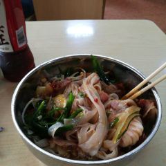 鼎钻螺蛳粉(谷埠店) User Photo