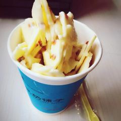梁先森·酸奶 User Photo