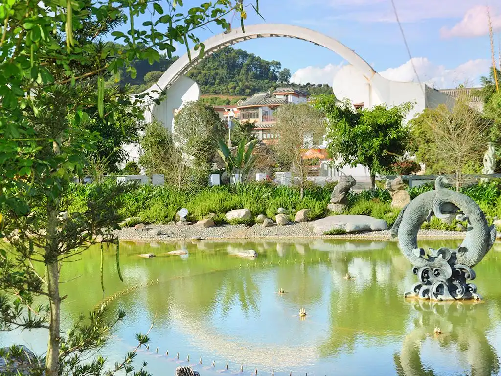 Hotels near Twins Cultural Park