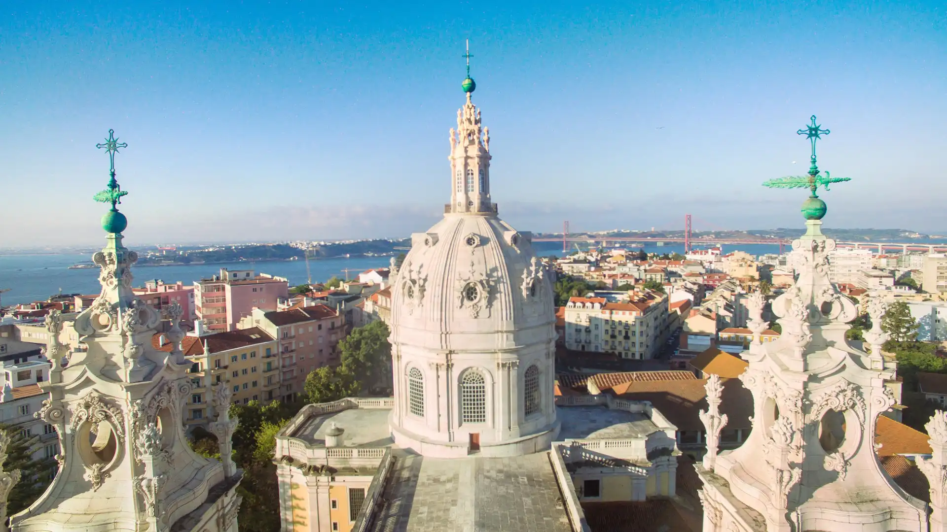 Hotels near Basilica of Estrela