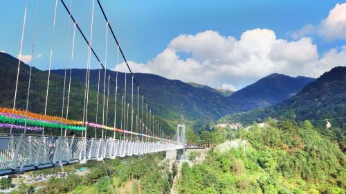 新興天露山旅遊度假區