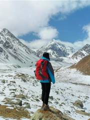 巴爾斯雪山