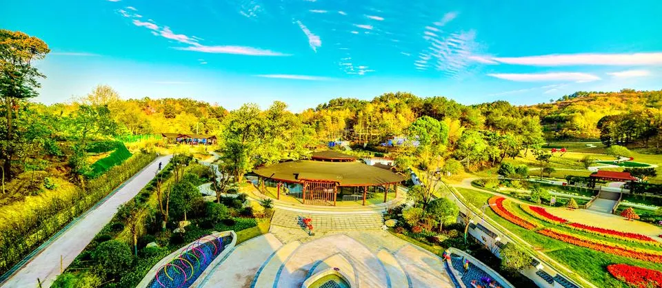 Hot Springs Attractions