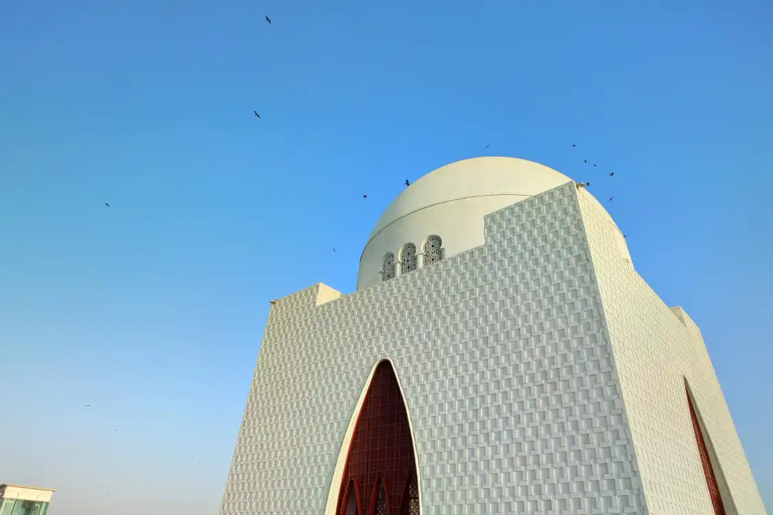 Hotels near Mazaar e Quaid Muhammad Ali Jinnah Mausoleum
