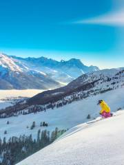 Jiugong Mountain Ski Resort