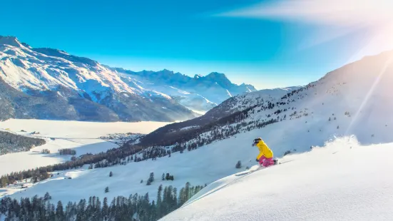 Zhalantunjinlongshan Ski Field