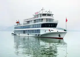 Gaoxiapinghu Cruise Ship (Three Gorges Cruise)