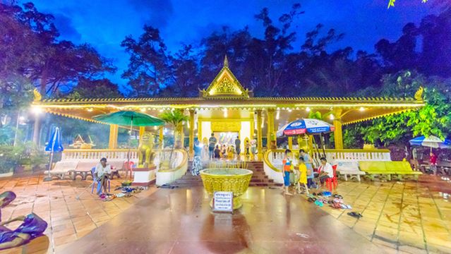 ศาลพระองค์เจ๊ก พระองค์จอม