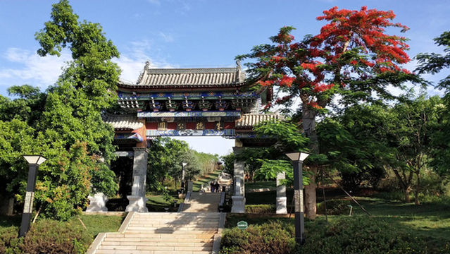 Wukeshu Riverside Tourist Area