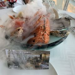 LUTECE French Revolving Restaurant 여행 사진