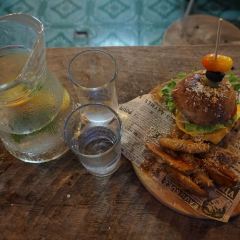 Heaven Burger User Photo