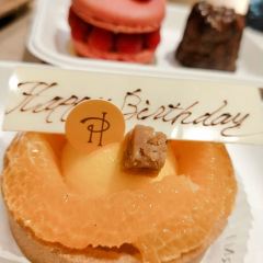 PIERRE HERME PARIS User Photo