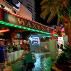 Waxy's Irish Pub and Skyline Roof Top Bar User Photo