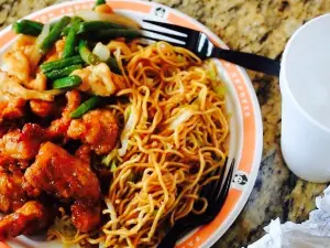 Yummy Chinese Cuisine 佳香味