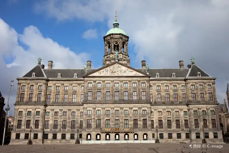 Hotels near Royal Palace Amsterdam