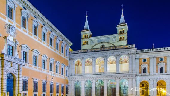 Đền thờ Venus và La Mã + Đấu trường La Mã + Khải Hoàn Môn Constantine + Vương cung thánh đường Lateran