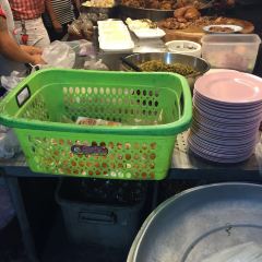 Chang Phueak Pork Leg Rice User Photo