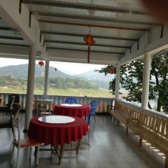 YING HU XIAN YU ZHUANG NONG GU LE User Photo