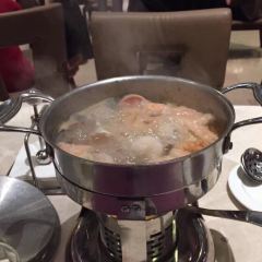 Fengduhuameidaguangchangjiudianzizhu Restaurant 여행 사진