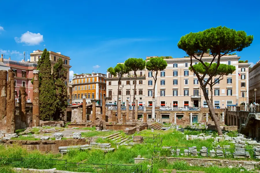 Largo di Torre Argentina