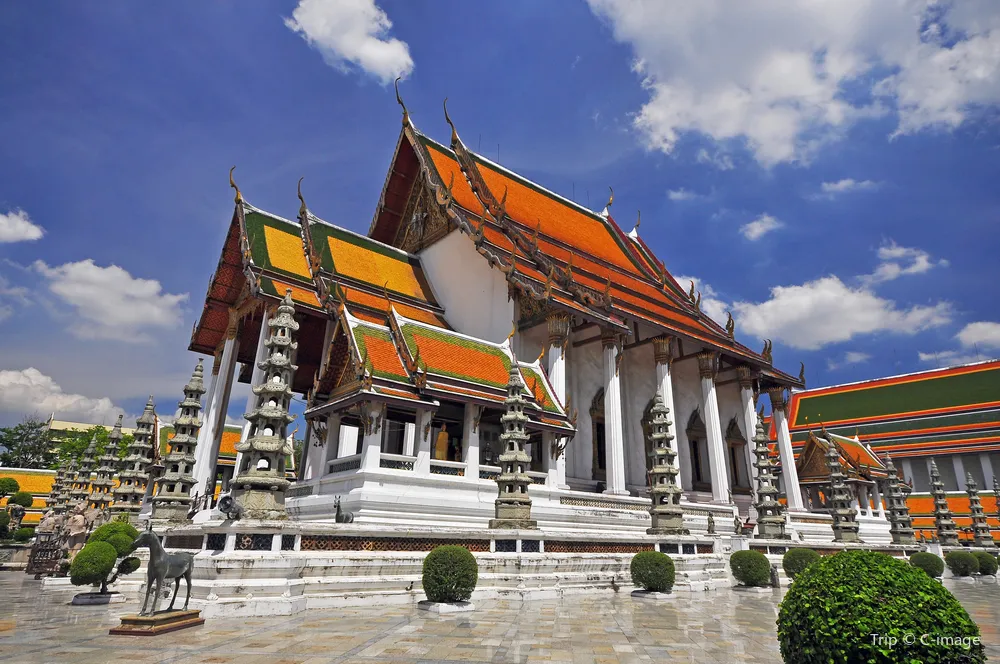 3_Wat Suthat Thepwararam Ratchaworamahawihan