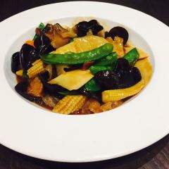 Canton 8 (Runan Street) User Photo