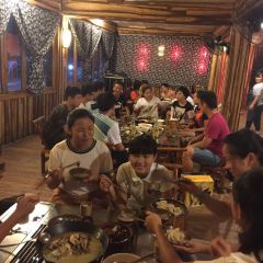 苗家土酒馆(江口店) User Photo