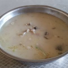 BAI SHI NIAN YU SHANG User Photo