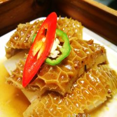 LUCK WIN TEAHOUSE User Photo