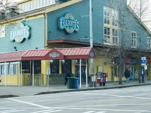 Elliott’s Oyster House