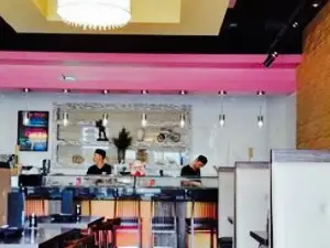 Sakana Sushi & Asian Bistro