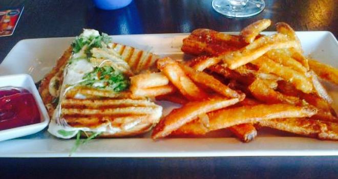 TWIST - Restaurant & Bar
