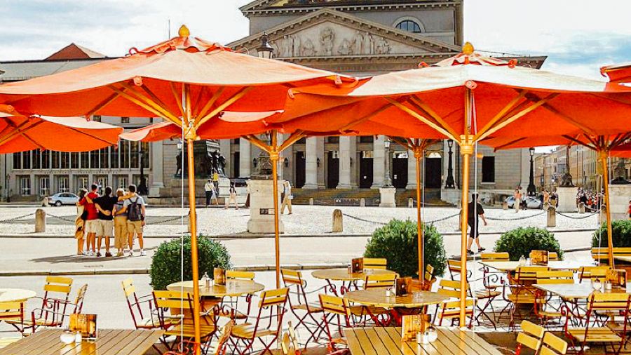 Spatenhaus an der Oper