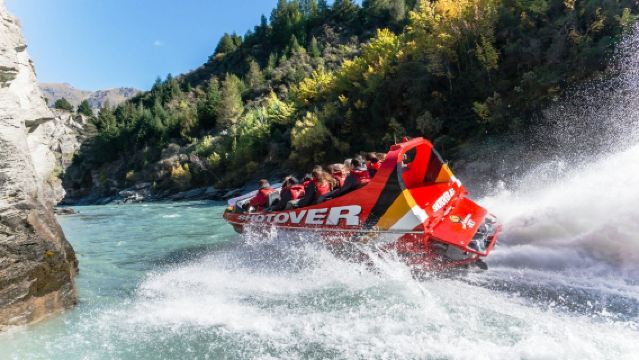 Shotover River Jet Speedboating Experience from Queenstown with Round Trip Round-trip