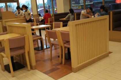 德克士(岳阳芸武店)