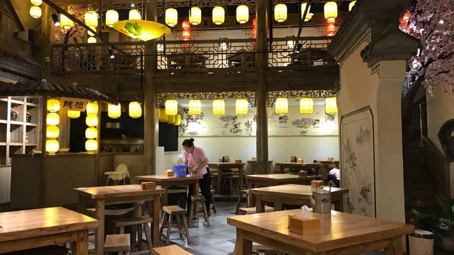 鱼美人炉火烤鱼(兰花城店)