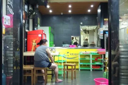 蒙特食品烧烤火锅(金洲南路店)