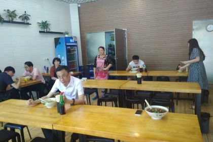 浠牛鲜面(东湖景园店)