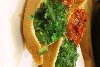 萬歲料理迴轉壽司(華貿店)