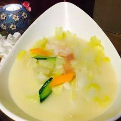 花果酒概念餐厅(鼓楼沿历史文化街区店) User Photo