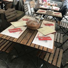 ZEUGHAUSKELLER User Photo