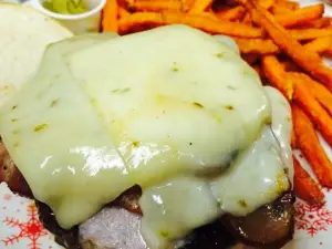 Razz's Breakfast Bar and Grill